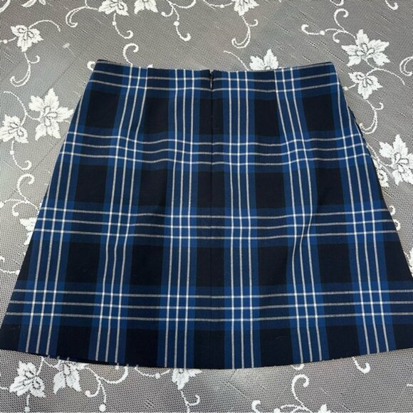 Aritzia TNA Chill Match Polo Shirt in Blue Sz Medium - Picture 2 of 8